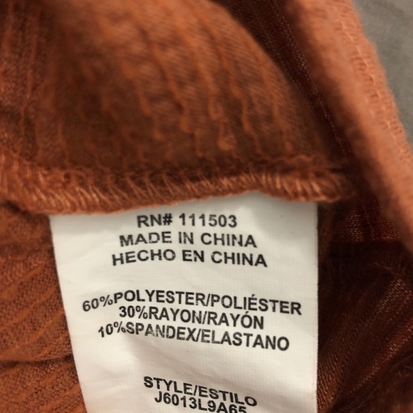 June & Hudson Button Blouse - Picture 4 of 7